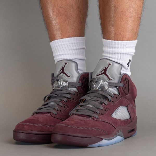 Jordan 5 store burgundy release date